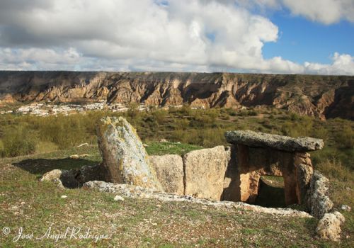 fichas de dolmen en la provincia de granada